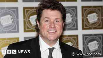 Michael Ball thanks Steve Wright as he takes over late DJ's Sunday show