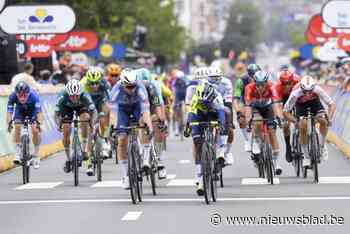 Lionel Taminiaux achtste in Brussels Cycling Classic, ondanks lekke band: “Liam Slock bracht me terug”