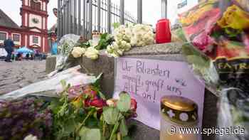 Mannheim: Polizist stirbt nach Messerangriff auf Marktplatz