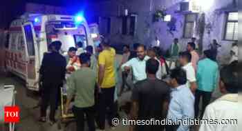 13 killed, 15 injured as tractor-trolley carrying wedding guests overturns in Madhya Pradesh