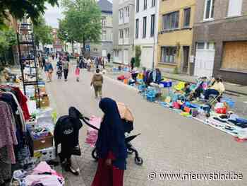 Jong en oud amuseert zich kostelijk tijdens tweede rommelmarkt Bazaar in Antwerpen-Noord