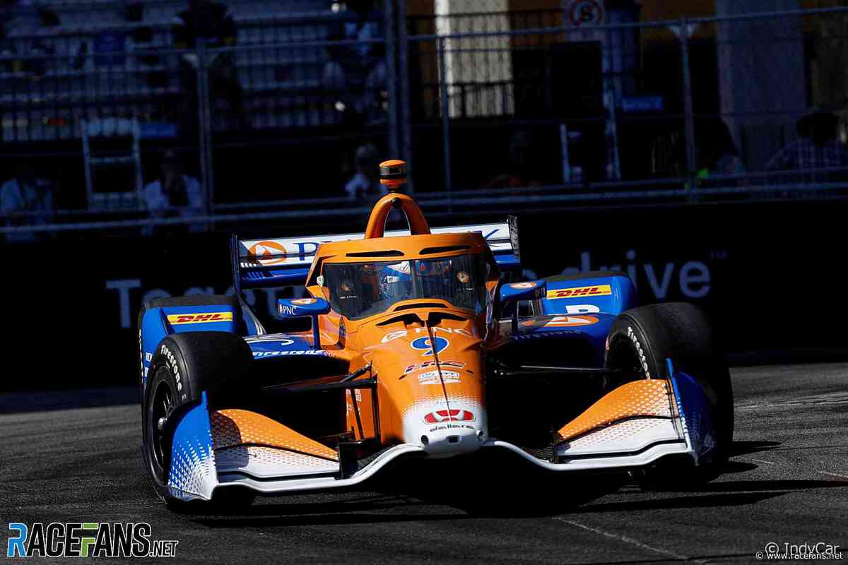 Dixon rises above Detroit carnage to take IndyCar points lead | IndyCar