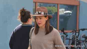 Jennifer Garner attends Samuel Affleck's basketball game in LA ... as ex-husband Ben Affleck and his new wife Jennifer Lopez were also there amid marital strife