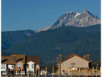 Search continues for three experienced climbers missing near Squamish