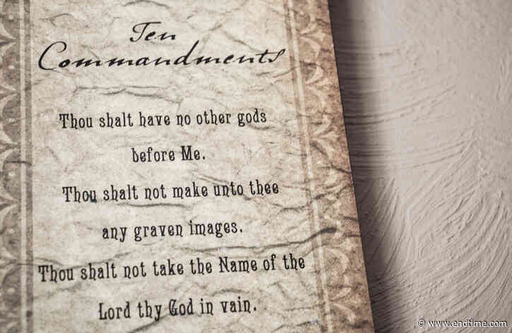 Louisiana wants public school classrooms to display the Ten Commandments