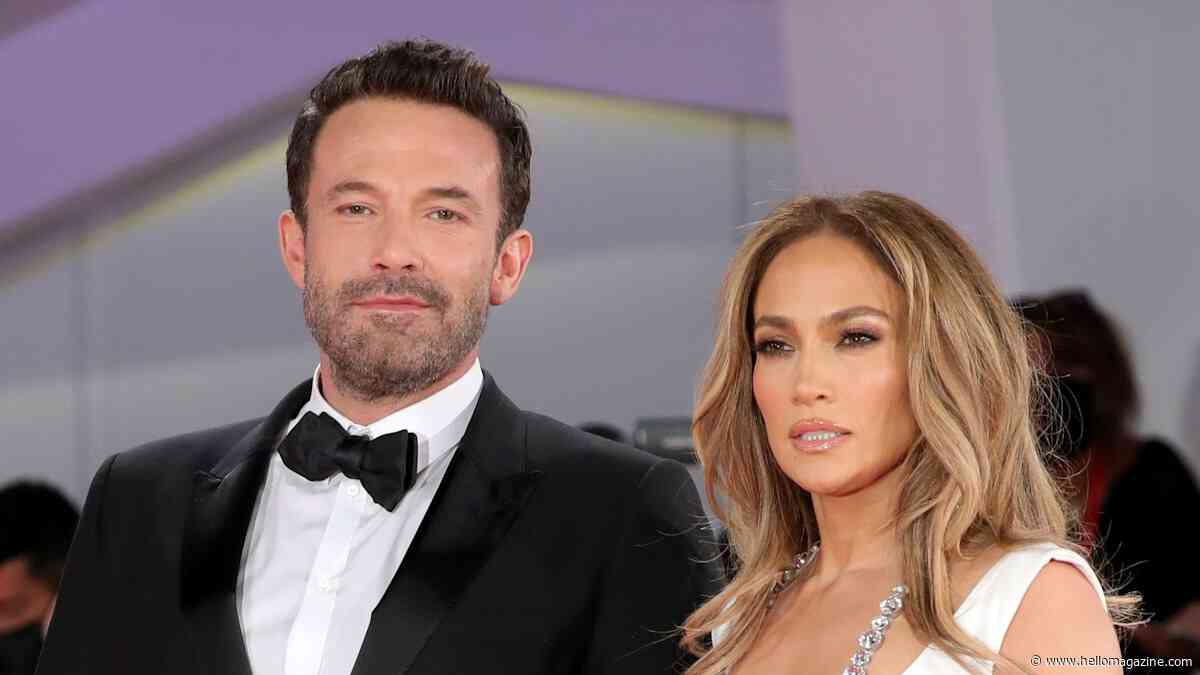 Jennifer Lopez and Ben Affleck put on a prickly display as they awkwardly kiss in new photos