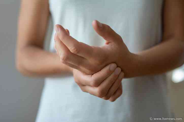 Ask a doctor: 'Why are my hands swelling and what should I do about it?'