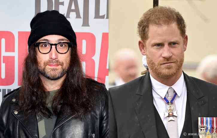 Sean Ono Lennon says Prince Harry is an “idiot”: “He’s earned some mockery”