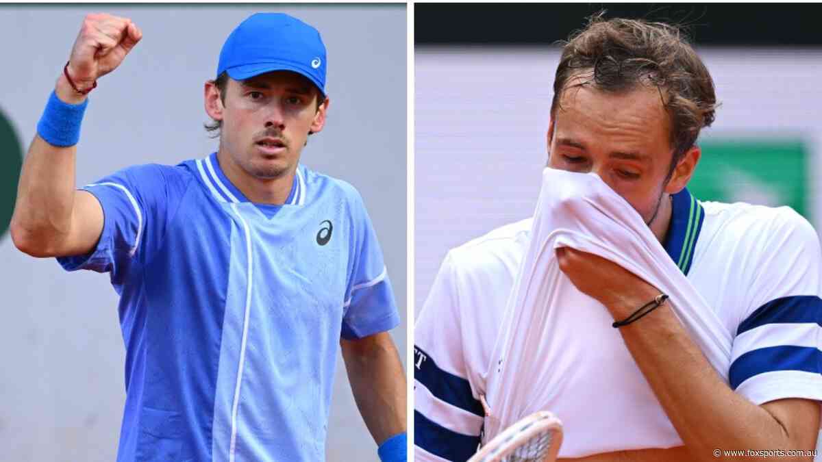 Alex de Minaur defeats Daniil Medvedev at French Open to achieve 20-year Australian first