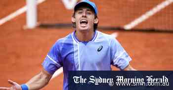De Minaur upsets Medvedev, matches Hewitt feat in making Roland-Garros quarter-finals