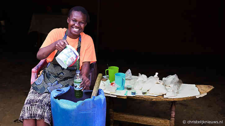 Compassion in Uganda: Harriet verdient haar eigen inkomen