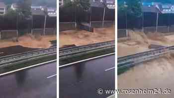 Flutmassen sprengen Schallschutzwand an Bundesstraße – Video zeigt dramatischen Hochwasser-Moment