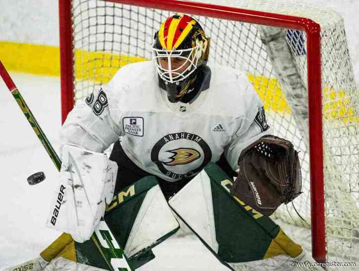 Ducks sign goalie prospect Damian Clara to 3-year, entry-level contract