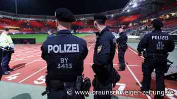 Polizeieinsatz nach DFB-Spiel: Entwarnung in Nürnberg