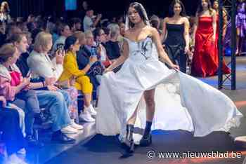 Modeshow en expo met eindwerken van aVant-studenten draait om voedsel: “De tweede keer over de catwalk zijn ze veel zelfzekerder”