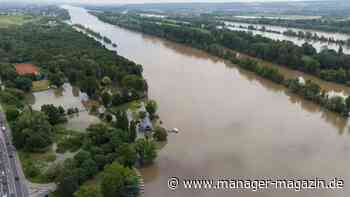 Hochwasser: Schifffahrt auf Mittel- und Oberrhein ausgesetzt