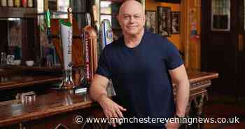 Ross Kemp goes behind the bar at one of Manchester's most iconic pubs