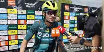 Primoz Roglic komt ten val in Critérium du Dauphiné, maar kan weg vervolgen