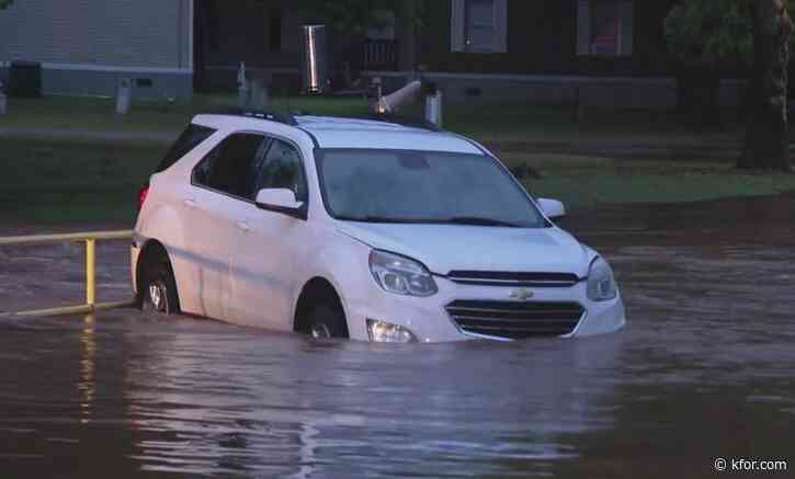 Heavy rain causes flooding in Oklahoma City metro
