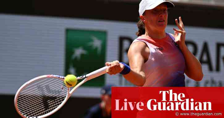 French Open quarter-finals: Sinner v Dimitrov, Swiatek routs Vondrousova – live