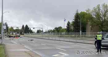 Deadly crash near north Edmonton high school closes stretch of 144th Avenue