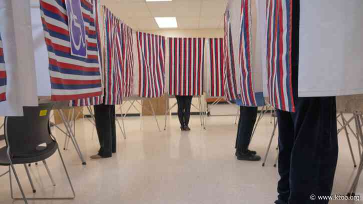 Filings in Alaska Legislature races set up key races in primary and general elections