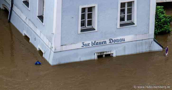 Scheitel an Donau und Inn in Passau überschritten