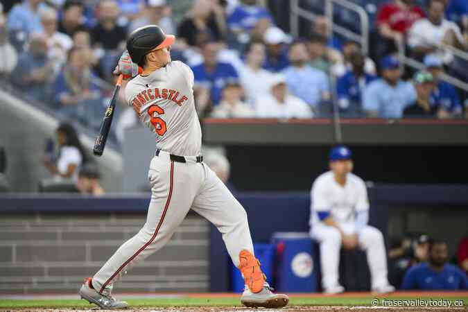 Mountcastle hits pair of home runs to power Orioles to 10-1 rout of Blue Jays