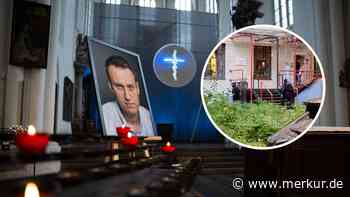 Maskierte Spezialeinheit stürmt Nawalny-Gedenkfeier in Moskau