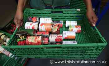 OneSchool Global Croydon donated meals to Caterham Foodbank