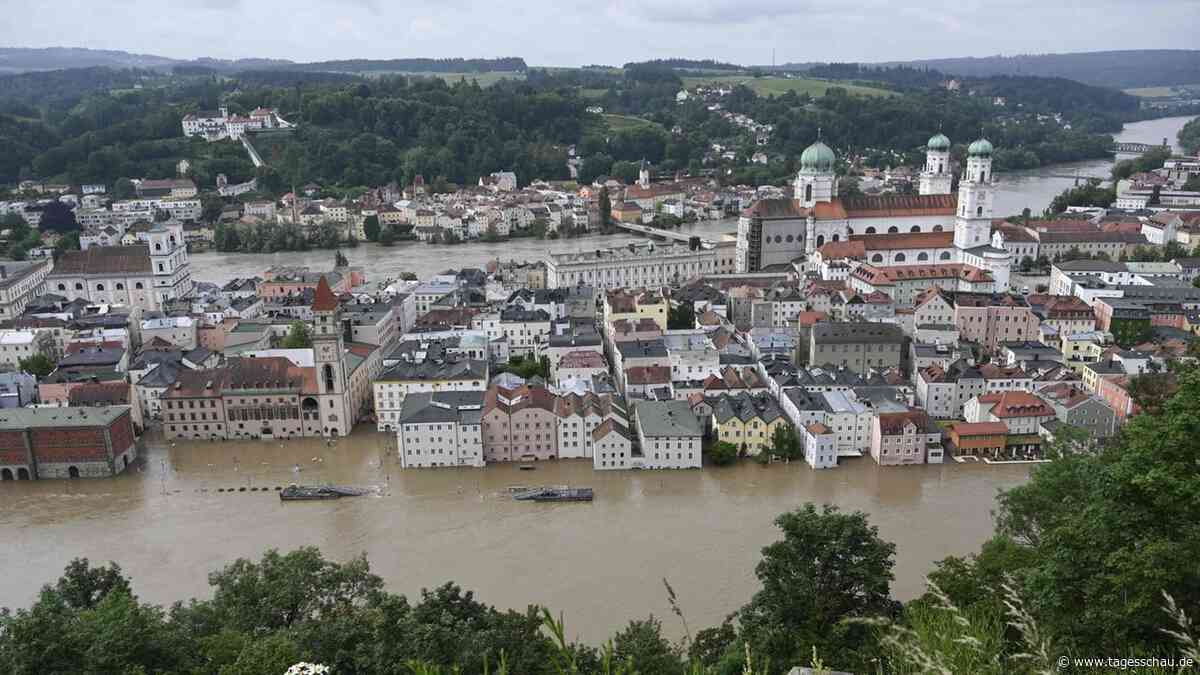 Süddeutschland: Wasserstände sinken teils, Lage bleibt angespannt