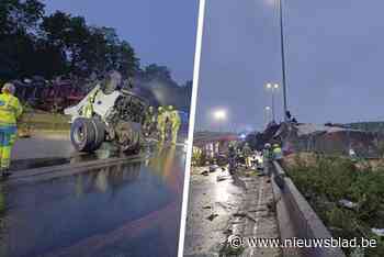 Dodelijk ongeval met vrachtwagen op Brusselse ring: “Zeker urenlang hinder. Vermijd wijde omgeving”
