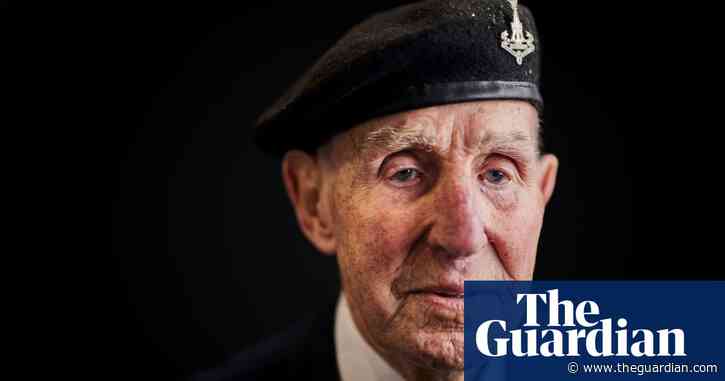 ‘It is gradually dying away’: D-day veteran keeps story alive 80 years on