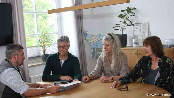 „Blaulichtzentrum“ in Penzberg: Anwohner sammeln 234 Unterschriften für Erhalt des Waldes