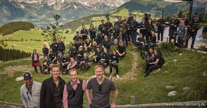 Schüttes neue ARD-Improserie: Eine Hochzeit in Tirol