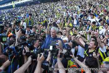 Jose Mourinho set to earn over $11 million a year as coach of Fenerbahce in Turkey
