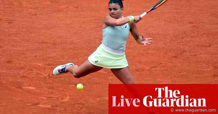 French Open quarter-finals: Jasmine Paolini v Elena Rybakina goes to final set – live