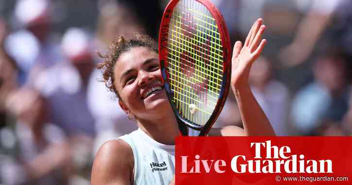 French Open quarter-finals: Jasmine Paolini beats Elena Rybakina in three sets – live