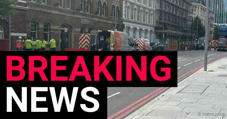 Thousands evacuated from central London buildings and huge cordon put in place