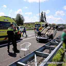 Overstekende eendjes zorgen voor groot ongeluk op A44 bij Wassenaar