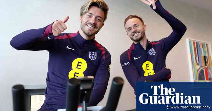 Football Daily | The England squad camp report regression is almost upon us
