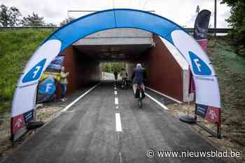 28 meter lange tunnel bij Diepenbeekse sluis verbindt fietssnelweg van Hasselt tot Genk-Zuid