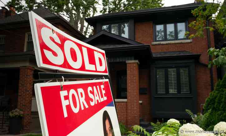Rates are going down—is now a good time to buy a house in Canada?