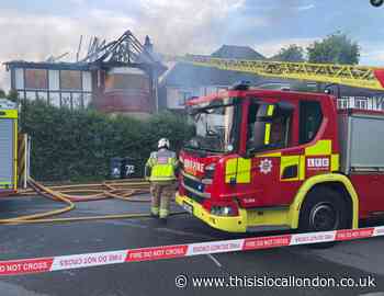 Vivian Avenue, Hendon: Fire rips through derelict house