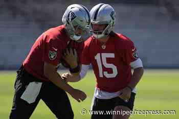 O’Connell and Minshew wage friendly competition to become the Raiders’ starting quarterback