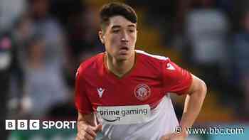Torquay United add two more players
