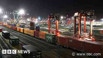 Port's cash offer to get freight on rail extended