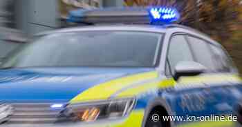 Unfall auf der A7 bei Emkendorf: Zwei Verletzte - Audi gesucht