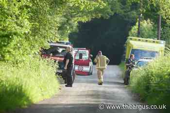 Man dies after glider crashes into Barlavington field