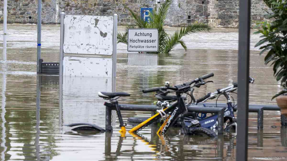 Hochwasser in Süddeutschland: Die Anspannung bleibt